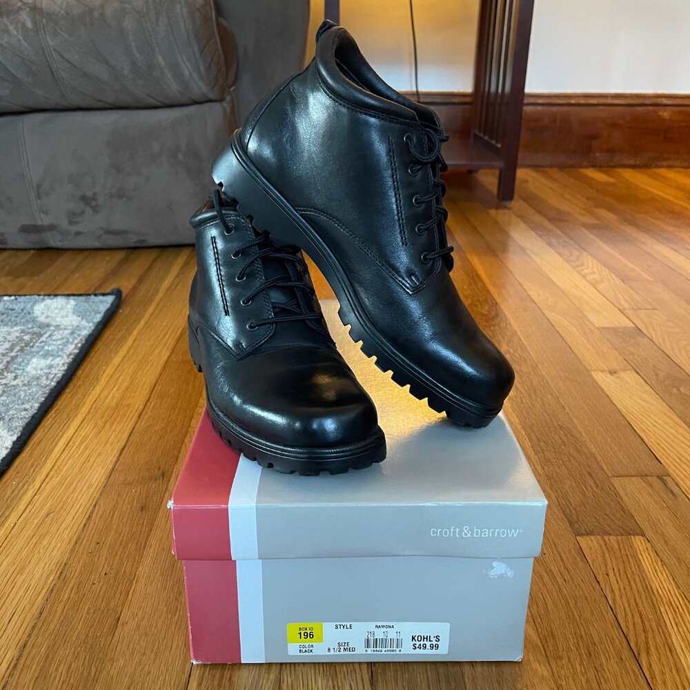 Black Leather Lace Up Boots, Womens Size 8.5